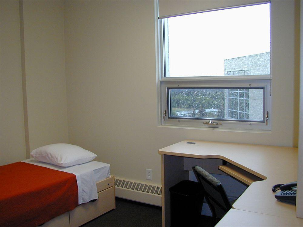 University Of Alberta - Hotel Edmonton Ngoại thất bức ảnh